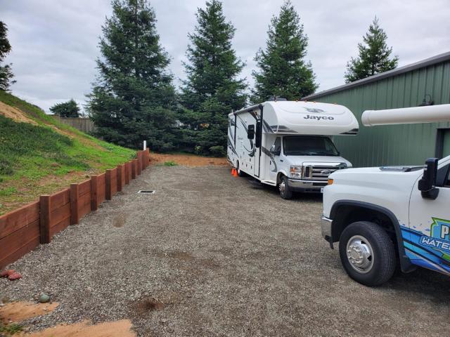 17403 Avenida Los Altos, Salinas CA: https://media.crmls.org/mediaz/fcc218df-5efe-47f8-a3ea-4b4ac40d3f67.jpg