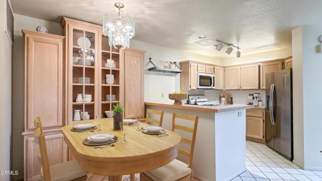 Detail Gallery Image 8 of 27 For 2796 Heritage Dr, Pasadena,  CA 91107 - 3 Beds | 2/1 Baths