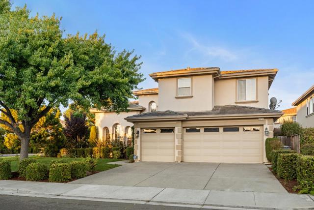 34798 Williams Way, Union City CA: https://media.crmls.org/mediaz/fcc3f8ba-8d37-4243-9bf4-b90a3ad5cd63.jpg