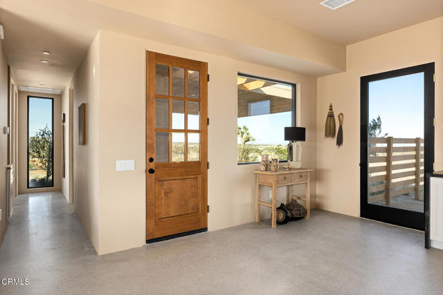 60679 Trentwood Drive, Joshua Tree CA: https://media.crmls.org/mediaz/fcc3f911-fac5-4a05-ae94-8002eee955bf.jpg