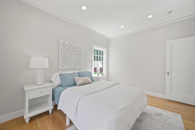 1249 Oak Street, San Mateo CA: https://media.crmls.org/mediaz/fcc45c83-cacc-4e7f-baa1-0993a31dbc60.jpg