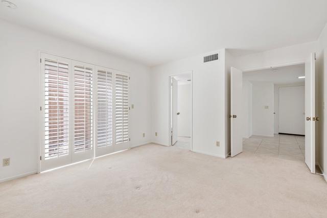 73481 Poinciana Place, Palm Desert CA: https://media.crmls.org/mediaz/fcc4b844-f81c-4b04-9980-70c36c019d57.jpg