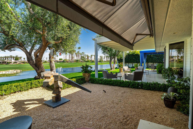 61 Mayfair Drive, Rancho Mirage CA: https://media.crmls.org/mediaz/fcc56c52-fa60-4c02-a372-a6779ab65778.jpg