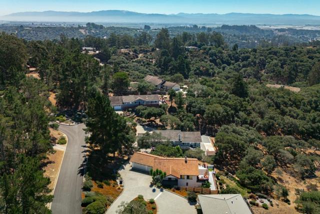 18530 Berta Ridge Place, Salinas CA: https://media.crmls.org/mediaz/fcc641a0-3fe0-4ab9-b3bd-ad493132dad4.jpg