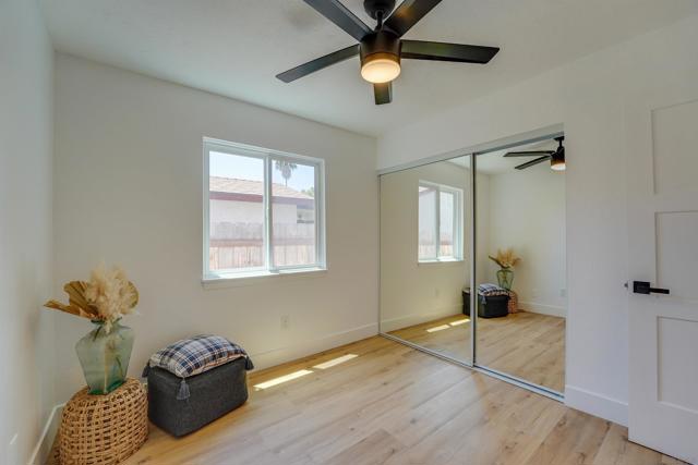 8896 Belfast Cir, San Diego CA: https://media.crmls.org/mediaz/fcc720b6-574a-46ef-be45-4db4c2ecd367.jpg