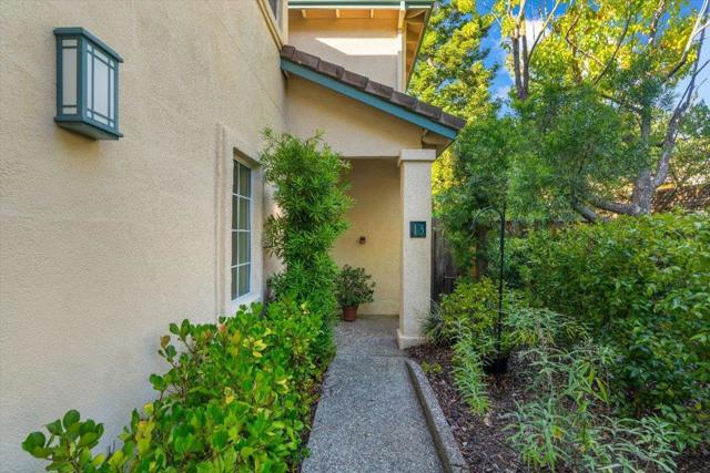 4173 El Camino Real, Palo Alto CA: https://media.crmls.org/mediaz/fcc7449a-aa7e-47bd-8297-cba696bcff2c.jpg