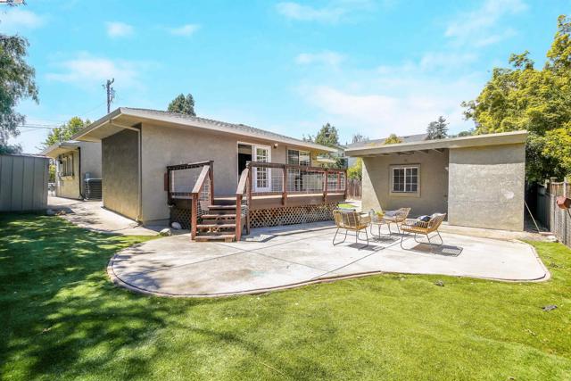 17526 Parker Rd, Castro Valley CA: https://media.crmls.org/mediaz/fcc76dfb-8496-4de8-9517-21f2ad891b0b.jpg