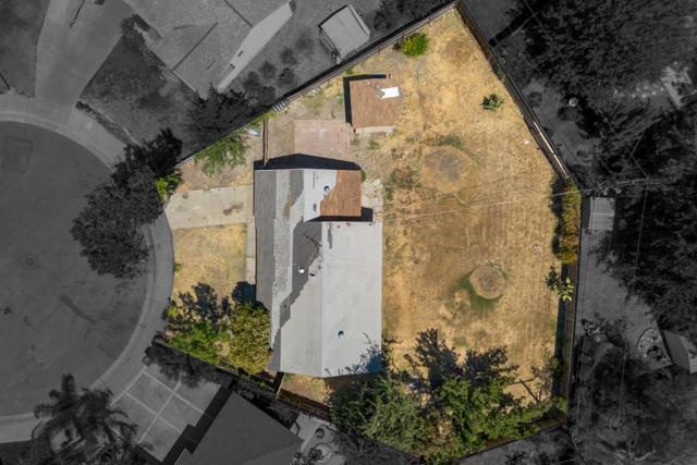 7541 19th Street, Sacramento CA: https://media.crmls.org/mediaz/fcc7b329-fbf7-4c57-b6d4-26856e4d3399.jpg