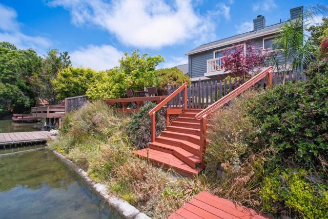 122 Purcell Drive, Alameda CA: https://media.crmls.org/mediaz/fcc8d4f9-fa20-4a70-bfd4-f1af29198782.jpg