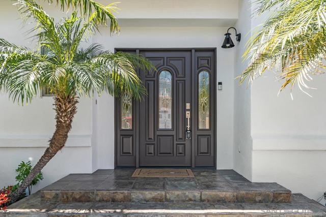 1712 Horizon Heights Cir, El Cajon CA: https://media.crmls.org/mediaz/fcc90e6f-44ec-4d42-8a98-a5d52aca2503.jpg