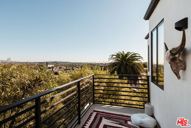 Image 29 of 38 For 4052 Jennings Drive