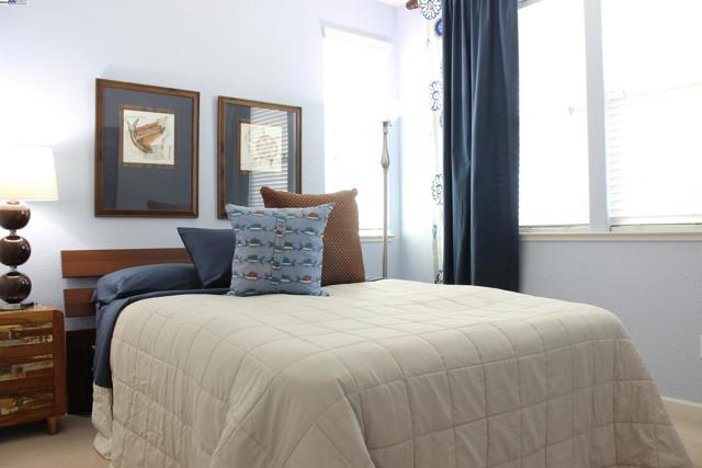 5123 Montiano Ln, Dublin CA: https://media.crmls.org/mediaz/fcca405e-bde9-4137-b0fc-fbaa4c2ffc77.jpg