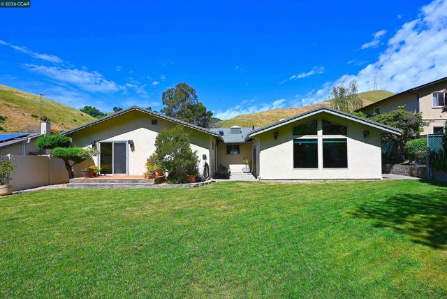 Image 17 of 60 For 2810 Wright Ave