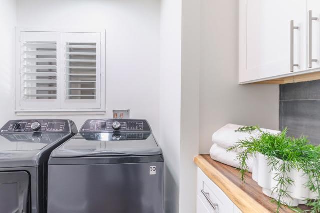 14320 Blossom Hill Road, Los Gatos CA: https://media.crmls.org/mediaz/fcccb0e5-9c26-45fb-a6bd-83636e3d761a.jpg