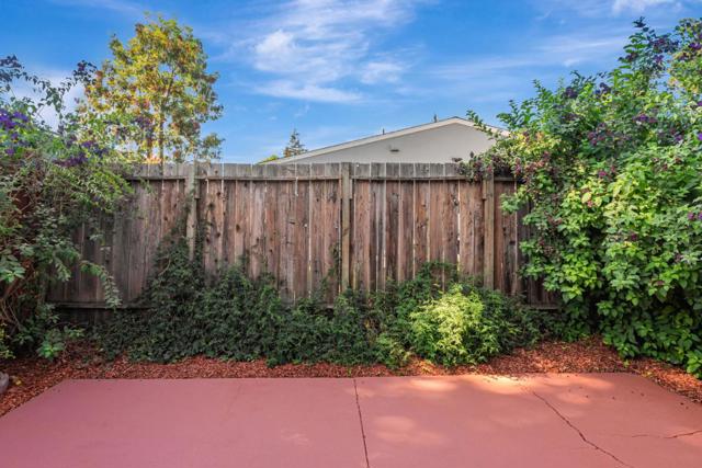 250 San Carlos Avenue, Redwood City CA: https://media.crmls.org/mediaz/fcccd723-1cfa-4842-881c-5069792665a0.jpg