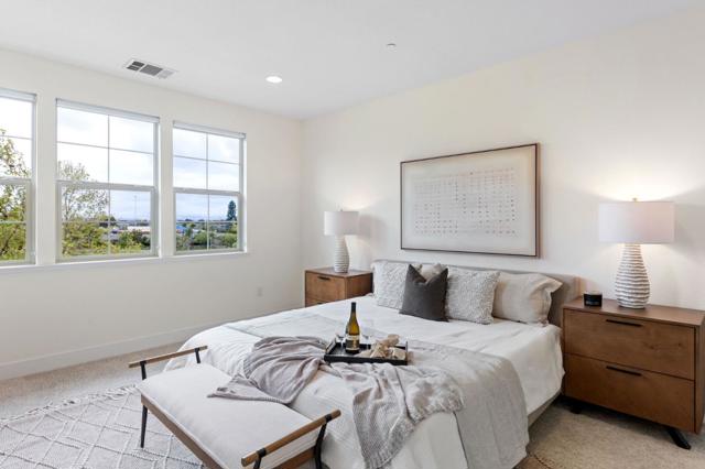 408 E 28th Avenue, San Mateo CA: https://media.crmls.org/mediaz/fcccd941-a235-49df-a9ac-75e4d263ffaf.jpg