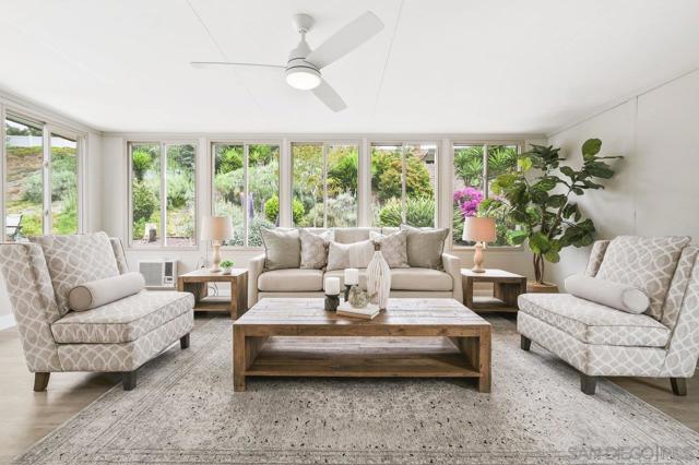 12516 Camino Vuelo, San Diego CA: https://media.crmls.org/mediaz/fcce7e43-0163-4f0a-961d-3151c7426a70.jpg
