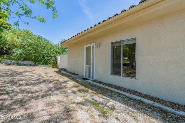 6564 La Cumbre Road, Somis CA: https://media.crmls.org/mediaz/fcce8092-d408-4942-91b5-4406b34df4fa.jpg