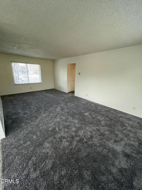 2943 Lexington Drive, Ventura CA: https://media.crmls.org/mediaz/fcce9199-ab1b-40e2-a819-0675a359d201.jpg