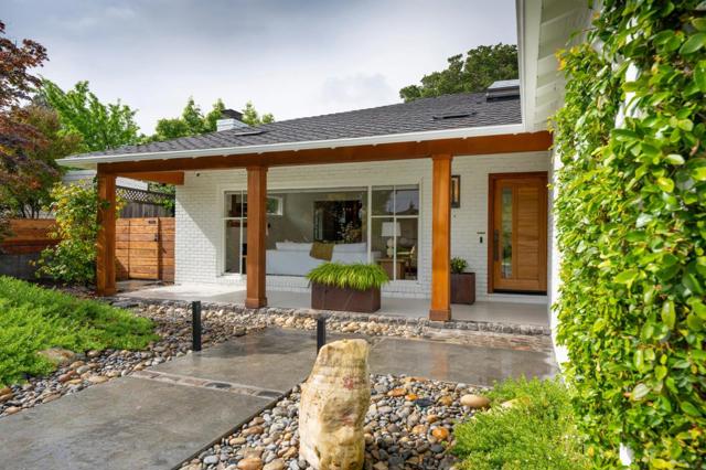 Image 2 of 58 For 606 Yale Drive