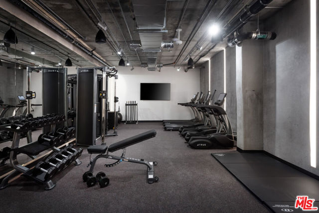 7617 Santa Monica Boulevard, West Hollywood CA: https://media.crmls.org/mediaz/fccec724-d868-452b-996e-d8e4cd40d503.jpg