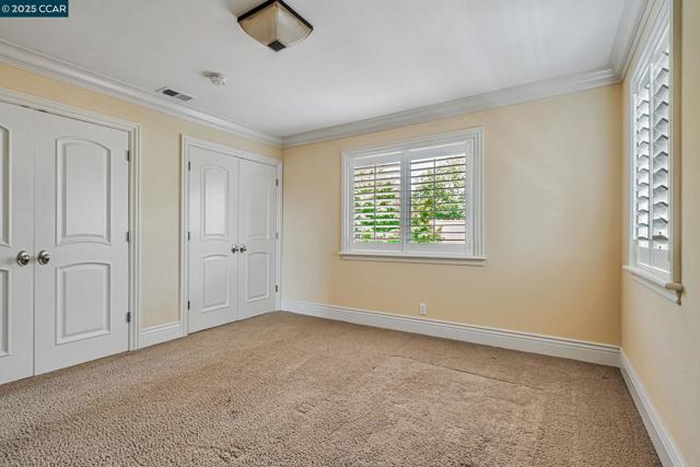 732 Graham Ct, Danville CA: https://media.crmls.org/mediaz/fccf7828-49b7-43fa-9362-d0944127fb1c.jpg
