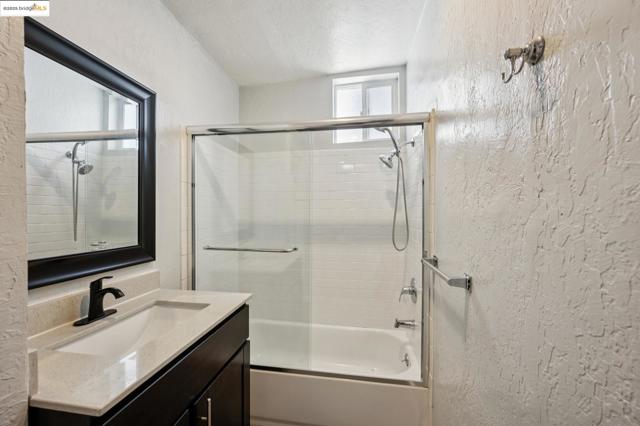 1063 32Nd St, Oakland CA: https://media.crmls.org/mediaz/fcd0bda8-ec18-41c6-ad4a-2cae0f6e7c1a.jpg