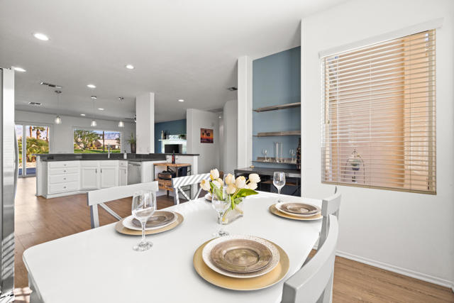 78310 Sunrise Mountain, Palm Desert CA: https://media.crmls.org/mediaz/fcd26158-62bb-44b3-b4fd-b6a608b0180f.jpg