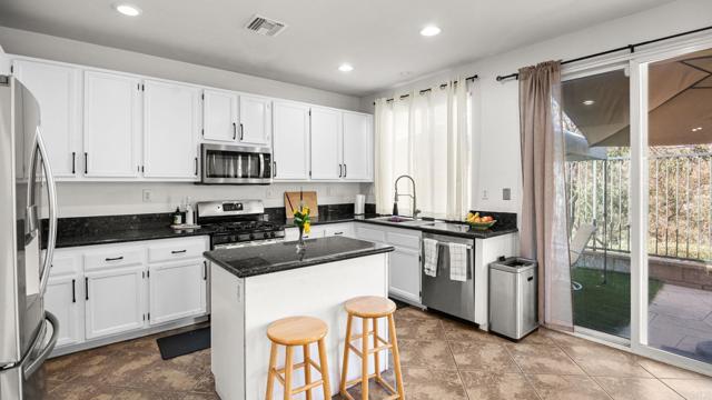 38977 Lone Cir, Riverside County, CA 92563 photo 13