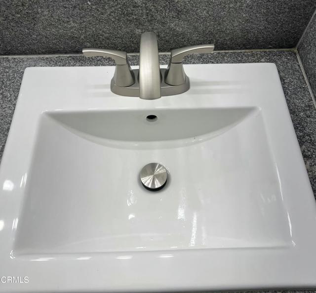 Detail Gallery Image 12 of 13 For 102 E Ventura St a,  Santa Paula,  CA 93060 - 3 Beds | 1/1 Baths