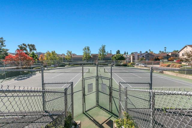 2914 Elm Tree Ct, Spring Valley CA: https://media.crmls.org/mediaz/fcd3f6b0-be43-4795-8f97-2f52cc05f878.jpg