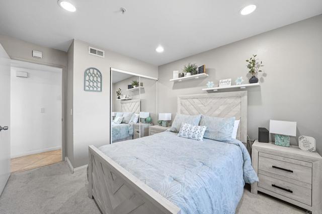 Detail Gallery Image 13 of 21 For 2083 Lakeridge Cir #104,  Chula Vista,  CA 91913 - 2 Beds | 2 Baths