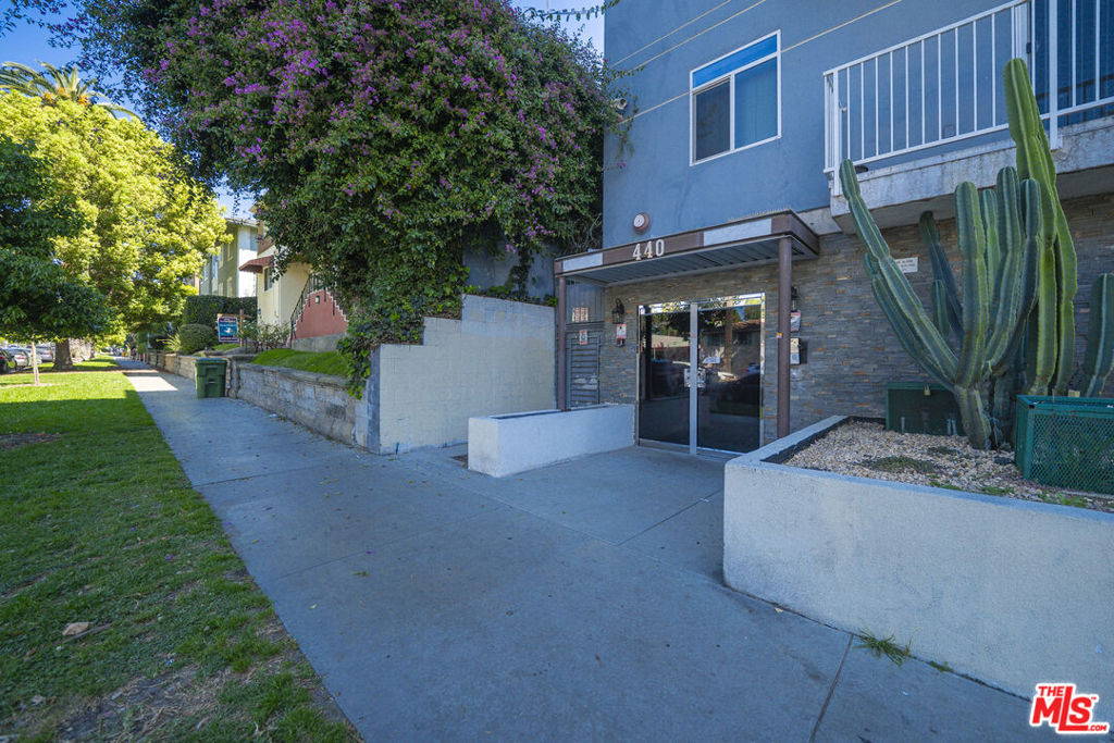 440 S Occidental Boulevard #204