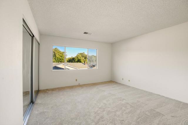 7886 Hermitage Avenue, Newark CA: https://media.crmls.org/mediaz/fcd4e670-06ff-4af9-8303-db53480a287b.jpg