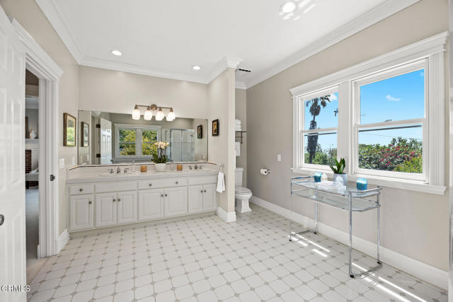 Detail Gallery Image 27 of 42 For 260 W Carter Ave, Sierra Madre,  CA 91024 - 4 Beds | 3/1 Baths