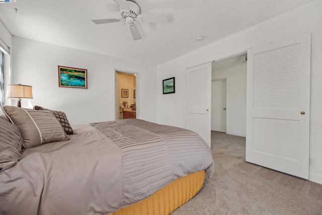 1923 Green Valley Rd, Alamo CA: https://media.crmls.org/mediaz/fcd536e5-b90d-463c-a78d-4e76ccad0aa5.jpg