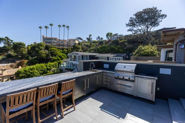Image 15 of 19 For 2045 Seaview Ave