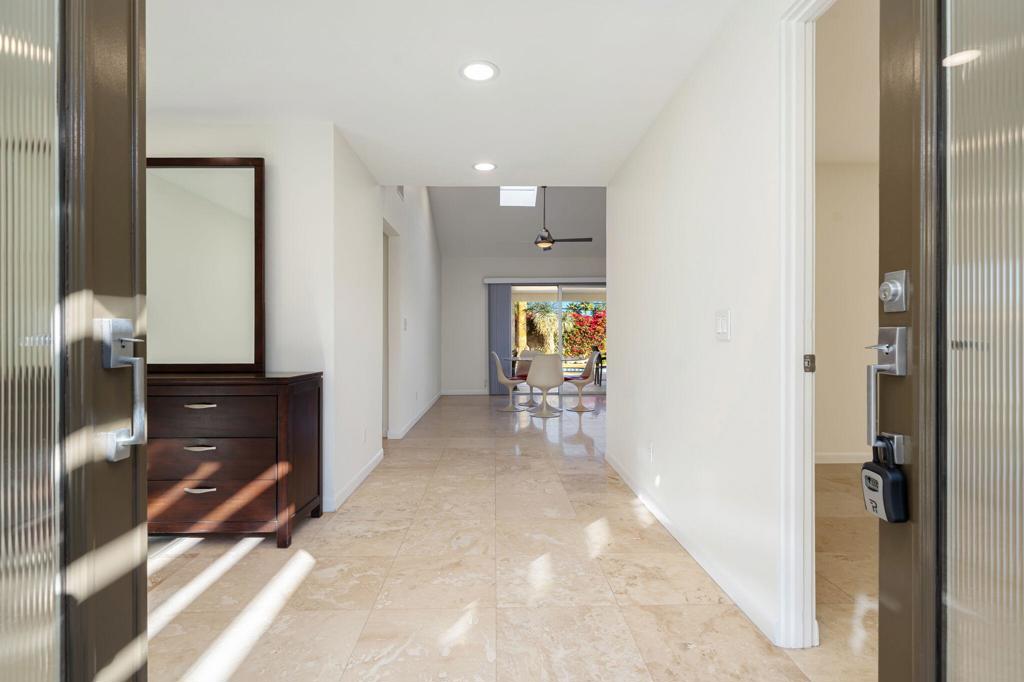 MLS #219139298DA image #5