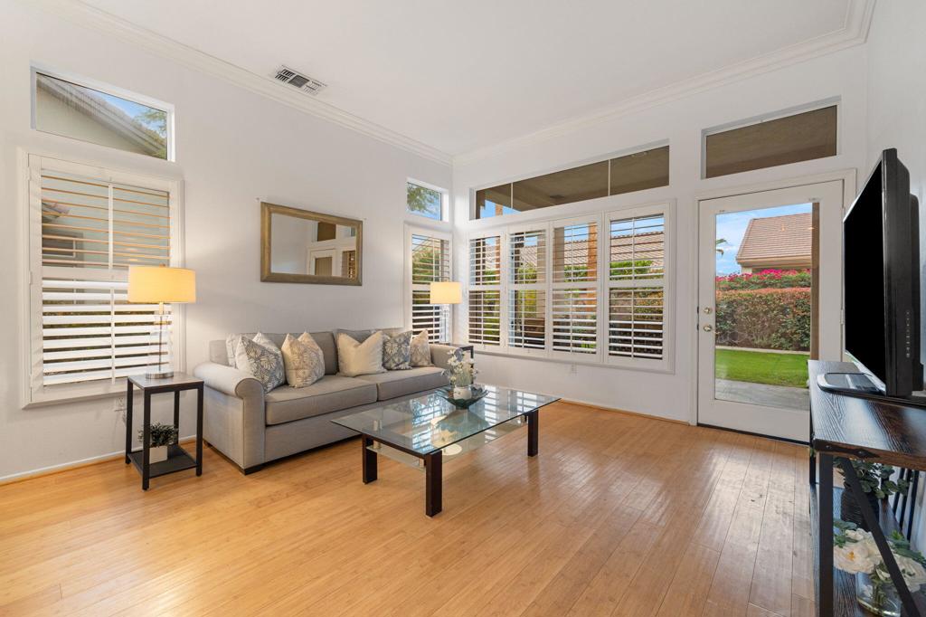 MLS #219138922DA image #8