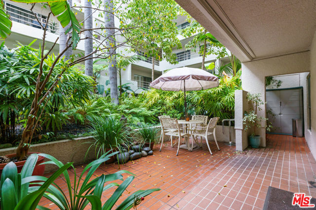 1131 Alta Loma Road, West Hollywood CA: https://media.crmls.org/mediaz/fcd80443-1b13-47d5-ab18-74cf1a700e12.jpg