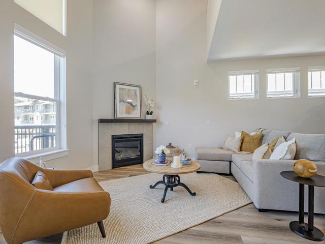 116 Aptos Village Way, Aptos CA: https://media.crmls.org/mediaz/fcd816ad-6d7f-4c09-802f-9e1a10e41781.jpg