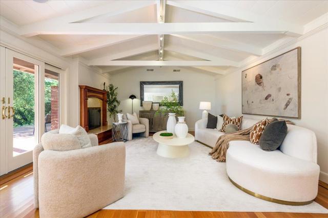 50 Bear Gulch Drive, Portola Valley CA: https://media.crmls.org/mediaz/fcd9b730-67d8-4e2b-ad57-d7cb8d8fe003.jpg