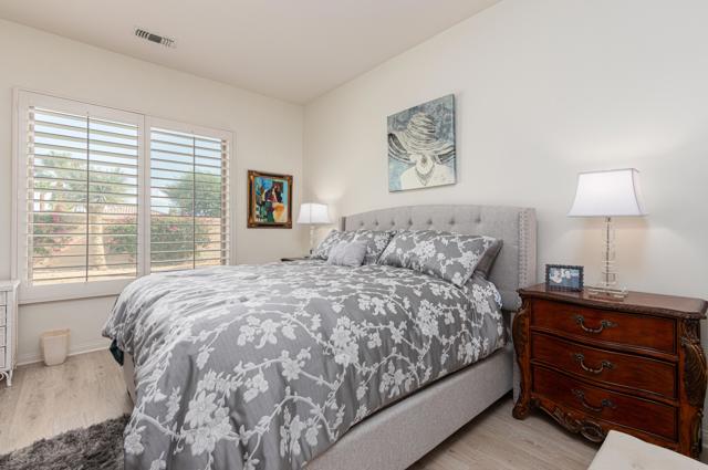 81907 Avenida Bahia, Indio CA: https://media.crmls.org/mediaz/fcdaf986-629e-4e88-9651-76aba0c273bb.jpg
