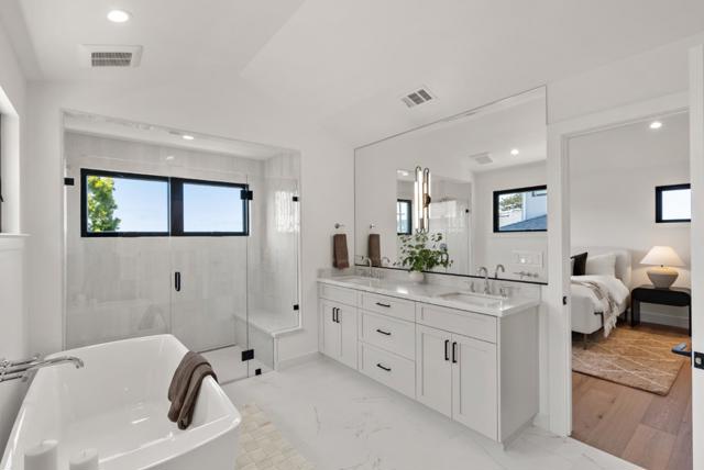 310 W 39th Avenue, San Mateo CA: https://media.crmls.org/mediaz/fcdd67df-9666-495c-9afa-7c34fe5c2e1e.jpg