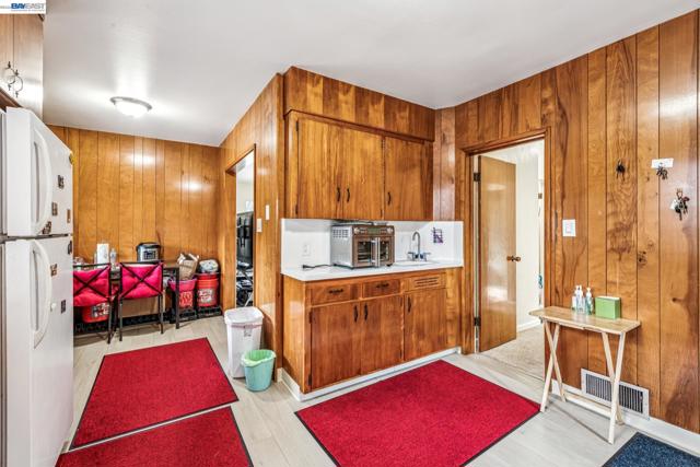 Image 17 of 23 For 2242 Santa Clara Ave