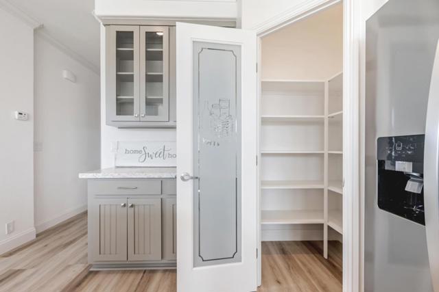 2574 Whispering Hills Circle, San Jose CA: https://media.crmls.org/mediaz/fcdf31ff-596a-4d46-a2d0-a86b49c54221.jpg