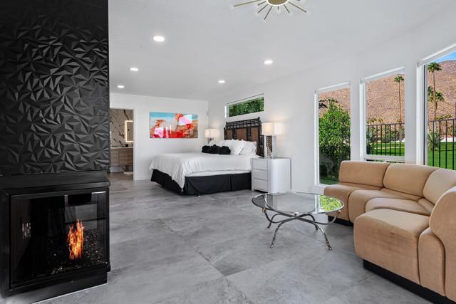 2320 S Via Lazo, Palm Springs CA: https://media.crmls.org/mediaz/fcdf90e8-393e-49f9-8db7-d7246ea048a0.jpg