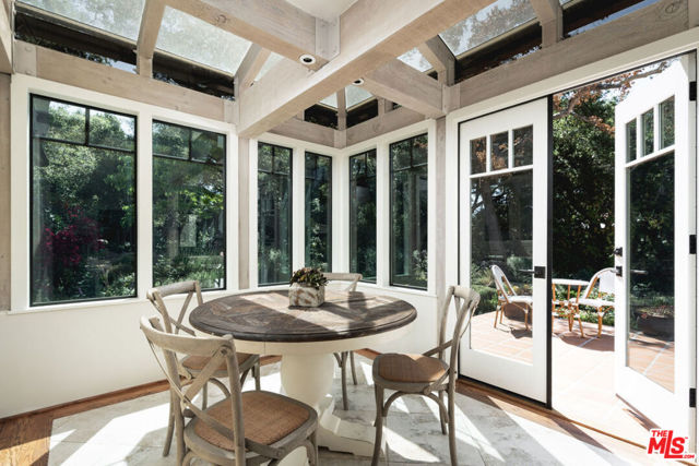 840 Ivy Lane, Montecito CA: https://media.crmls.org/mediaz/fce05a5b-b748-4102-93da-b122f0bb0007.jpg