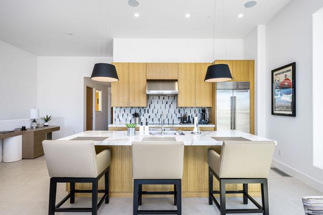 61993 Fullerton Dr, Thermal CA: https://media.crmls.org/mediaz/fce06ab8-0bc9-4951-bb41-61467f662b54.jpg