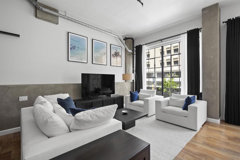 350 11th Ave. - photo 5